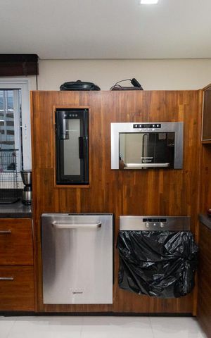 Casa à venda com 400m², 3 quartos e 4 vagas Casa à venda com 400m², 3 quartos e 4 vagasCozinha