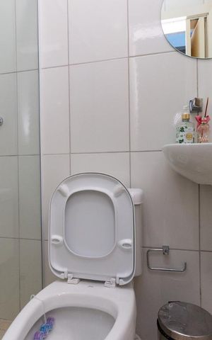 Casa à venda com 400m², 3 quartos e 4 vagas Casa à venda com 400m², 3 quartos e 4 vagasBanheiro