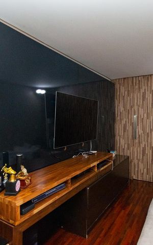 Casa à venda com 400m², 3 quartos e 4 vagas Casa à venda com 400m², 3 quartos e 4 vagasSala 2