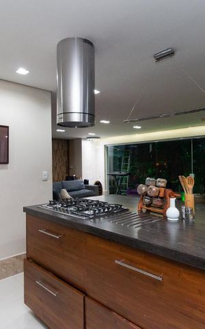 Casa à venda com 400m², 3 quartos e 4 vagas Casa à venda com 400m², 3 quartos e 4 vagasCozinha