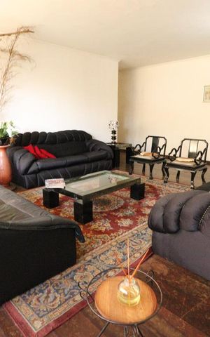Casa à venda com 400m², 6 quartos e 4 vagasSala 1