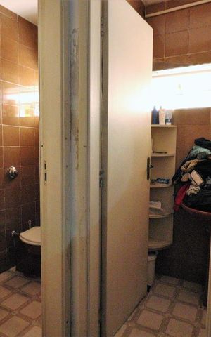 Casa à venda com 400m², 6 quartos e 4 vagasBanheiro 3