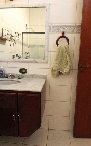 Casa à venda com 400m², 6 quartos e 4 vagassuíte 2