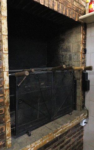 Casa à venda com 400m², 6 quartos e 4 vagasÁrea Externa