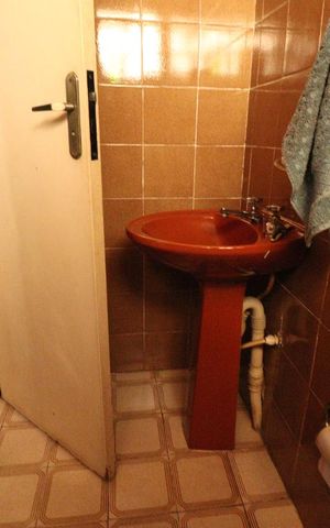 Casa à venda com 400m², 6 quartos e 4 vagasBanheiro 4