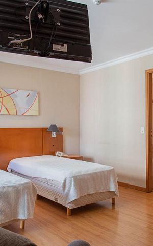 Studio para alugar com 50m², 1 quarto e 1 vaga Studio para alugar com 50m², 1 quarto e 1 vagaQuarto