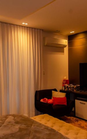 Casa à venda com 300m², 3 quartos e 4 vagas Casa à venda com 300m², 3 quartos e 4 vagasQuarto Suíte
