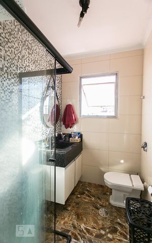 Casa à venda com 180m², 3 quartos e 2 vagasBanheiro Social