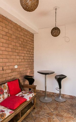 Casa à venda com 180m², 3 quartos e 2 vagasárea com Churrasqueira