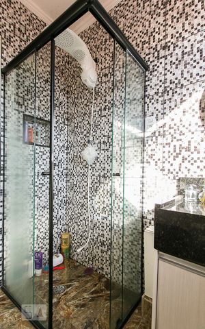 Casa à venda com 180m², 3 quartos e 2 vagasBanheiro Social