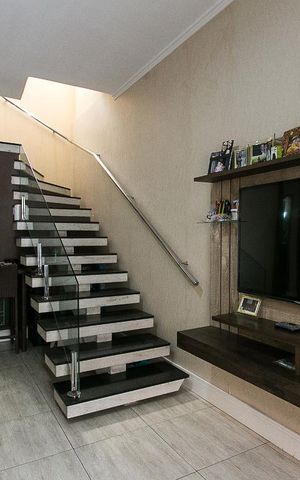 Casa à venda com 180m², 3 quartos e 2 vagasSala