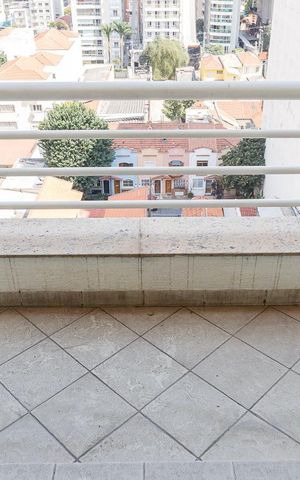 Apartamento à venda com 52m², 1 quarto e 2 vagas Apartamento à venda com 52m², 1 quarto e 2 vagasVaranda