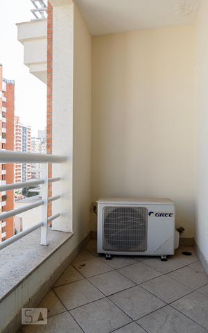 Apartamento à venda com 52m², 1 quarto e 2 vagas Apartamento à venda com 52m², 1 quarto e 2 vagasVaranda 2