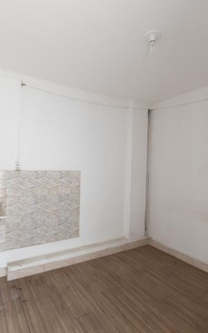 Casa à venda com 150m², 2 quartos e 3 vagas Casa à venda com 150m², 2 quartos e 3 vagasÁrea de Serviço
