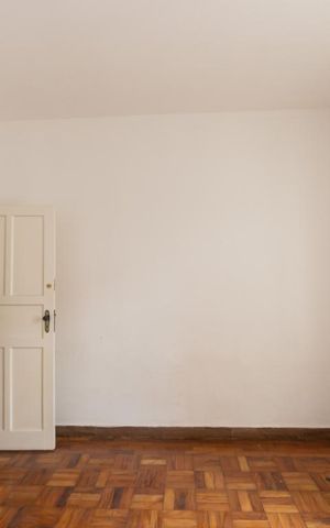 Casa à venda com 150m², 2 quartos e 3 vagas Casa à venda com 150m², 2 quartos e 3 vagasQuarto 2