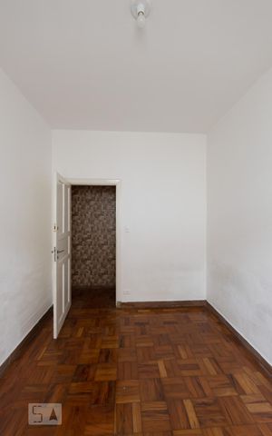 Casa à venda com 150m², 2 quartos e 3 vagas Casa à venda com 150m², 2 quartos e 3 vagasQuarto 1
