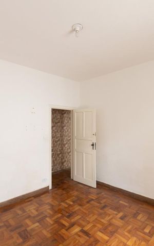 Casa à venda com 150m², 2 quartos e 3 vagas Casa à venda com 150m², 2 quartos e 3 vagasQuarto 2