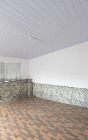 Casa à venda com 150m², 2 quartos e 3 vagas Casa à venda com 150m², 2 quartos e 3 vagasComodo Extra