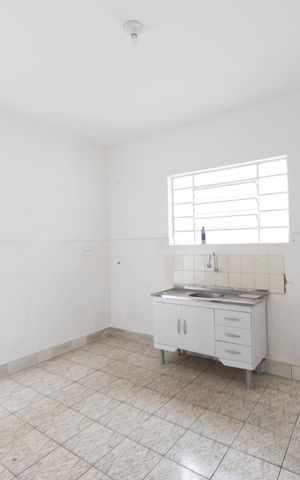 Casa à venda com 150m², 2 quartos e 3 vagas Casa à venda com 150m², 2 quartos e 3 vagasCozinha