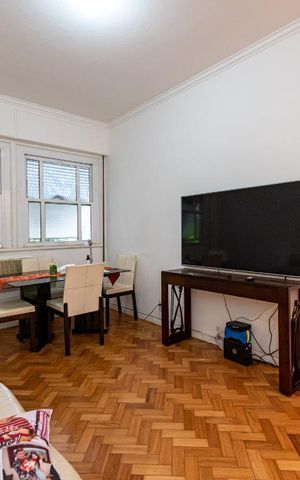 Apartamento à venda com 80m², 2 quartos e 1 vaga Apartamento à venda com 80m², 2 quartos e 1 vagaSala