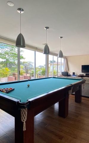Casa para alugar com 412m², 5 quartos e 2 vagas Casa para alugar com 412m², 5 quartos e 2 vagasSala de Jogos