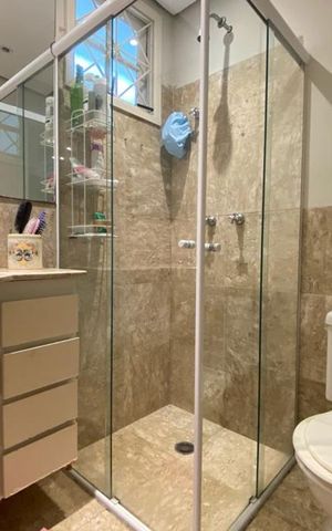 Casa para alugar com 412m², 5 quartos e 2 vagas Casa para alugar com 412m², 5 quartos e 2 vagasBanheiro da Suíte 5
