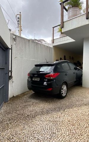 Casa para alugar com 412m², 5 quartos e 2 vagas Casa para alugar com 412m², 5 quartos e 2 vagasGaragem