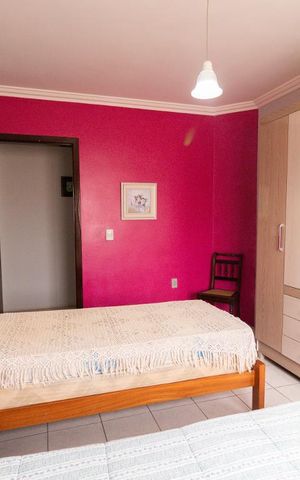 Casa à venda com 475m², 4 quartos e 5 vagas Casa à venda com 475m², 4 quartos e 5 vagasQuarto 3