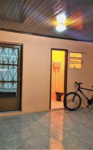 Casa à venda com 475m², 4 quartos e 5 vagas Casa à venda com 475m², 4 quartos e 5 vagasSalão de Festas
