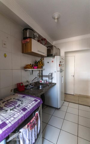 Apartamento para alugar com 72m², 2 quartos e 1 vagaCozinha