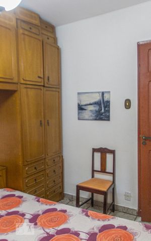 Casa à venda com 138m², 3 quartos e 2 vagas Casa à venda com 138m², 3 quartos e 2 vagasQuarto 1