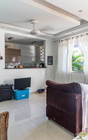 Casa à venda com 123m², 6 quartos e 2 vagas Casa à venda com 123m², 6 quartos e 2 vagasSala da cobertura