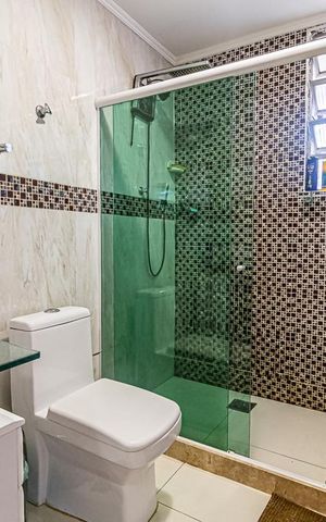 Casa à venda com 123m², 6 quartos e 2 vagas Casa à venda com 123m², 6 quartos e 2 vagasBanheiro do Quarto 3