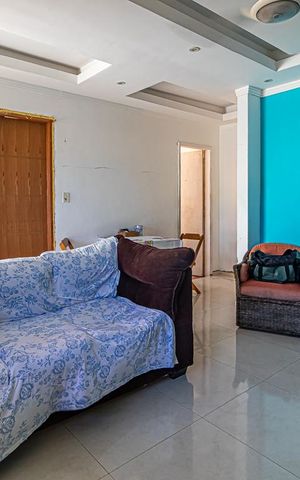Casa à venda com 123m², 6 quartos e 2 vagas Casa à venda com 123m², 6 quartos e 2 vagasSala da cobertura