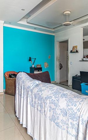 Casa à venda com 123m², 6 quartos e 2 vagas Casa à venda com 123m², 6 quartos e 2 vagasSala da cobertura