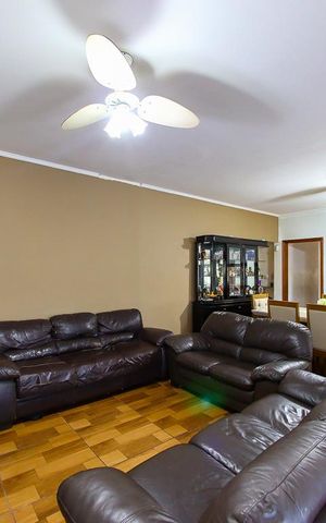 Casa para alugar com 320m², 4 quartos e 2 vagas Casa para alugar com 320m², 4 quartos e 2 vagasSala