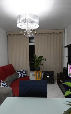 Apartamento à venda com 70m², 2 quartos e 1 vagaSala