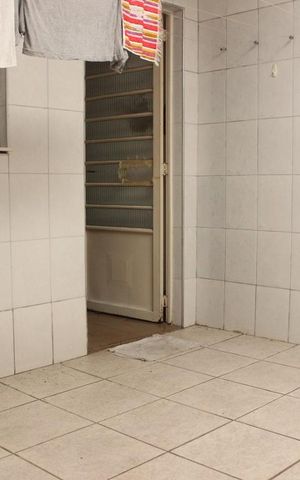 Casa à venda com 166m², 3 quartos e 2 vagasCasa 1 - Área de Serviço