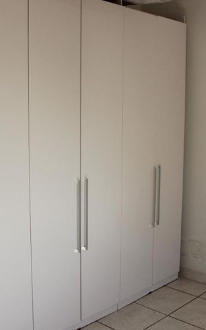 Casa à venda com 166m², 3 quartos e 2 vagasCasa 1 - Quarto 2