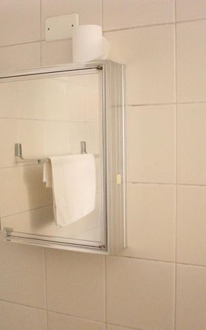 Casa à venda com 166m², 3 quartos e 2 vagasCasa 2 - Banheiro da Suíte