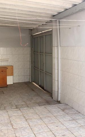 Casa à venda com 166m², 3 quartos e 2 vagasCasa 2 - Área de Serviço