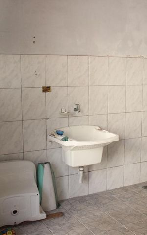 Casa à venda com 166m², 3 quartos e 2 vagasCasa 2 - Área de Serviço
