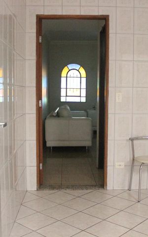Casa à venda com 166m², 3 quartos e 2 vagasCasa 1 - Cozinha