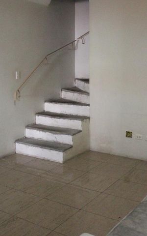 Casa à venda com 166m², 3 quartos e 2 vagasCasa 1 - Sala