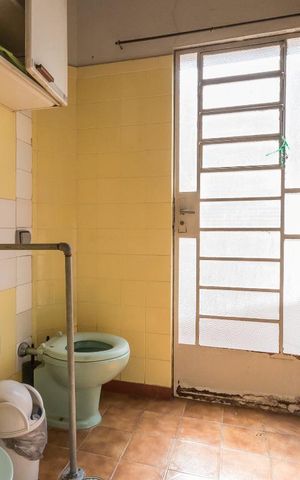 Casa à venda com 197m², 3 quartos e 3 vagas Casa à venda com 197m², 3 quartos e 3 vagasBanheiro