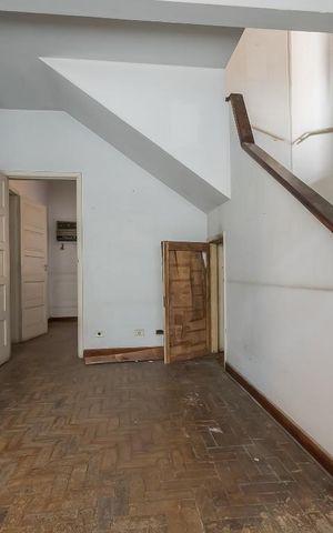 Casa à venda com 197m², 3 quartos e 3 vagas Casa à venda com 197m², 3 quartos e 3 vagasSala