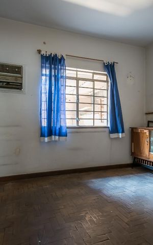 Casa à venda com 197m², 3 quartos e 3 vagas Casa à venda com 197m², 3 quartos e 3 vagasSala de Jantar