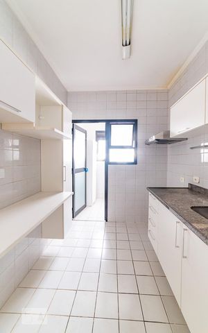Apartamento à venda com 65m², 2 quartos e 1 vaga Apartamento à venda com 65m², 2 quartos e 1 vagaCozinha