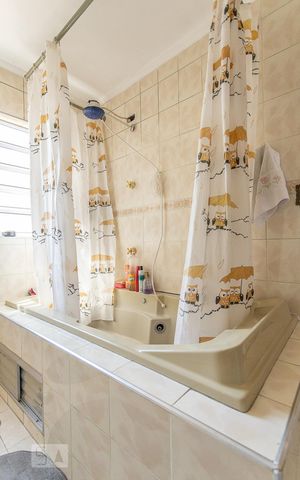 Casa à venda com 450m², 10 quartos e 3 vagasBanheira Suíte