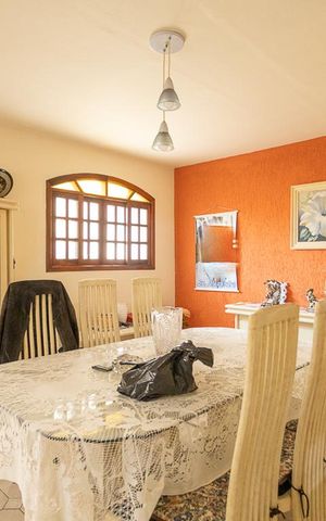 Casa à venda com 450m², 10 quartos e 3 vagasSala 2 Casa 1